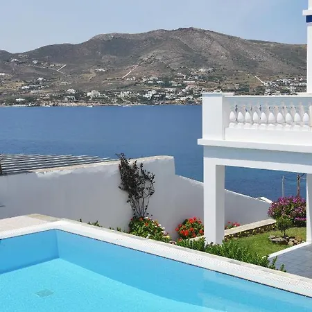 Possidonia Suites *