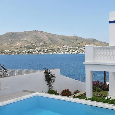 Possidonia Suites Posidhonía