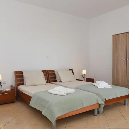 Possidonia Suites فيلة *