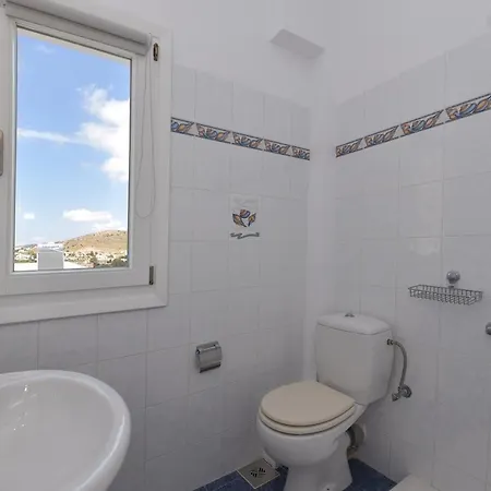 Possidonia Suites * Posidhonía